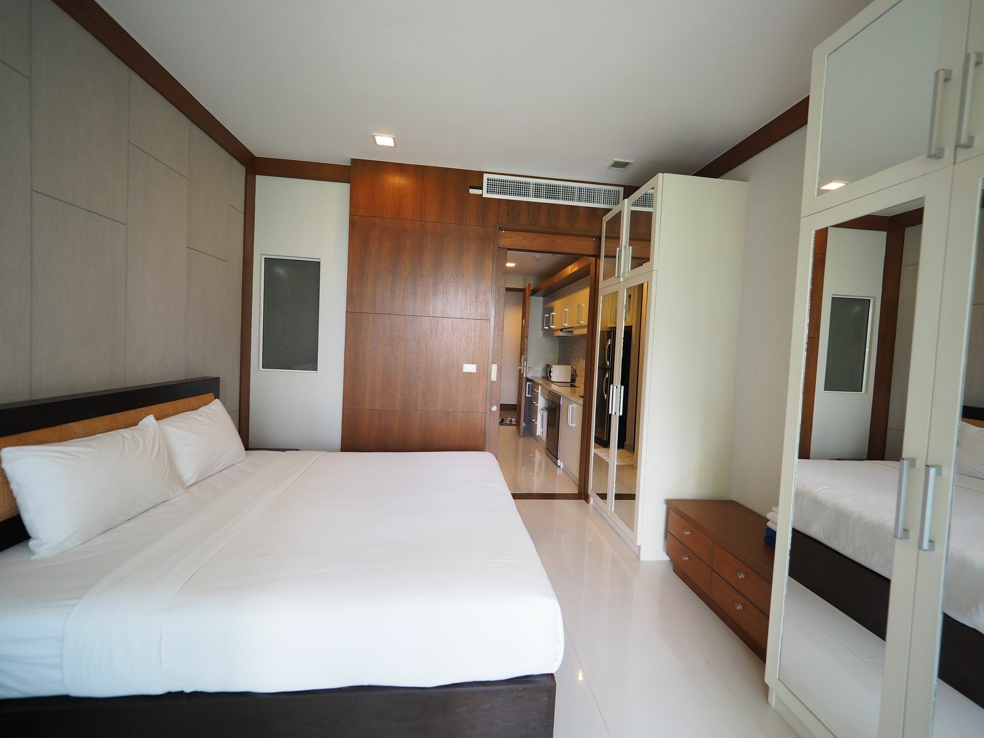 Q Conzept Condominium Karon 外观 照片