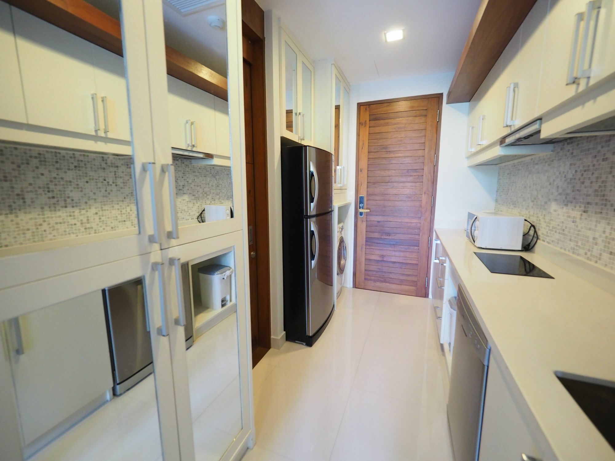 Q Conzept Condominium Karon 外观 照片