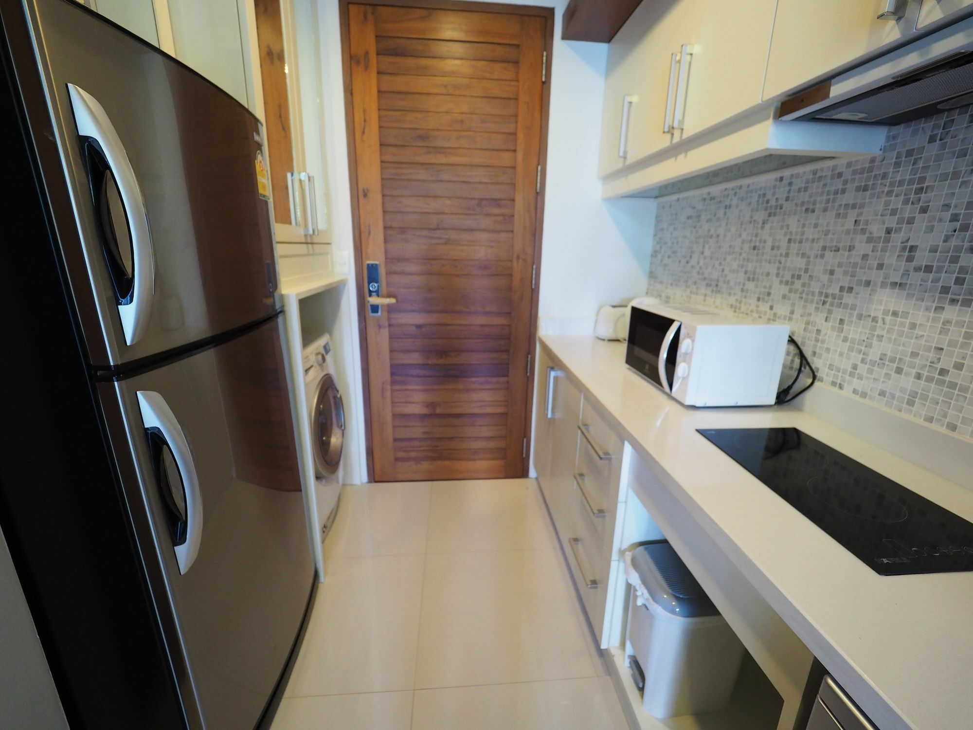 Q Conzept Condominium Karon 外观 照片